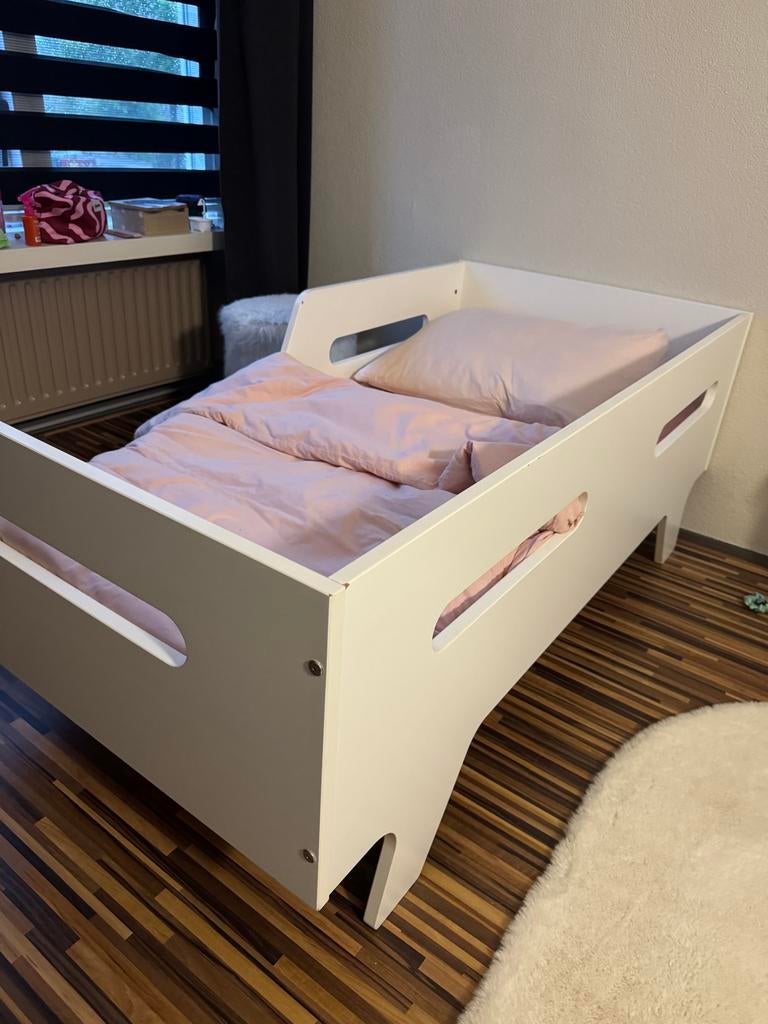 Kinderbed 70x140 cm - Wit, Ophalen, 70 tot 85 cm, 140 tot 160 cm, Zo goed als nieuw