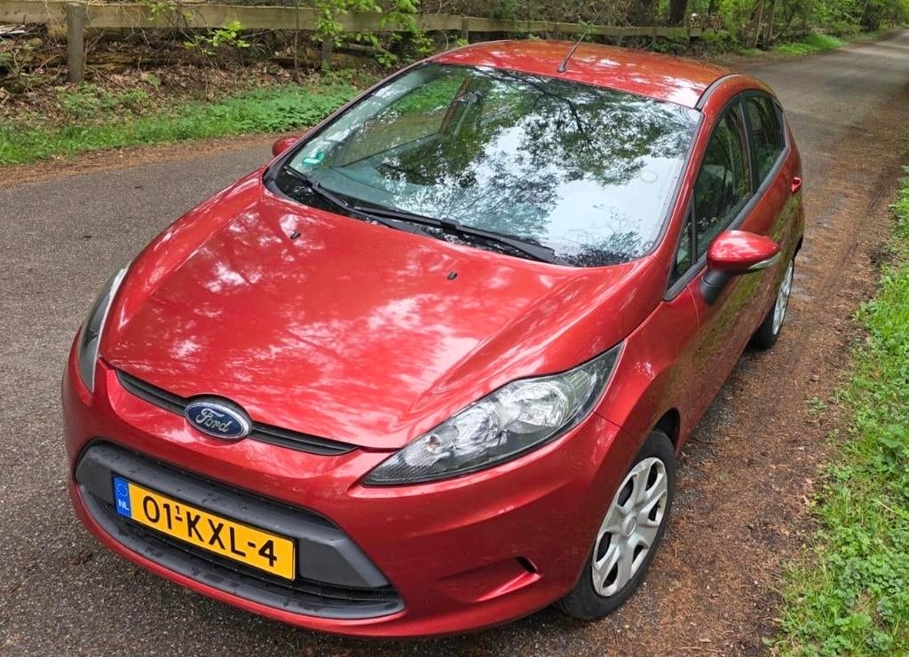 Ford Fiësta 1.25 44KW 5DR 2010 Koperkleurig rood, Voorwielaandrijving, 40 €/maand, 1242 cc, 4 cilinders
