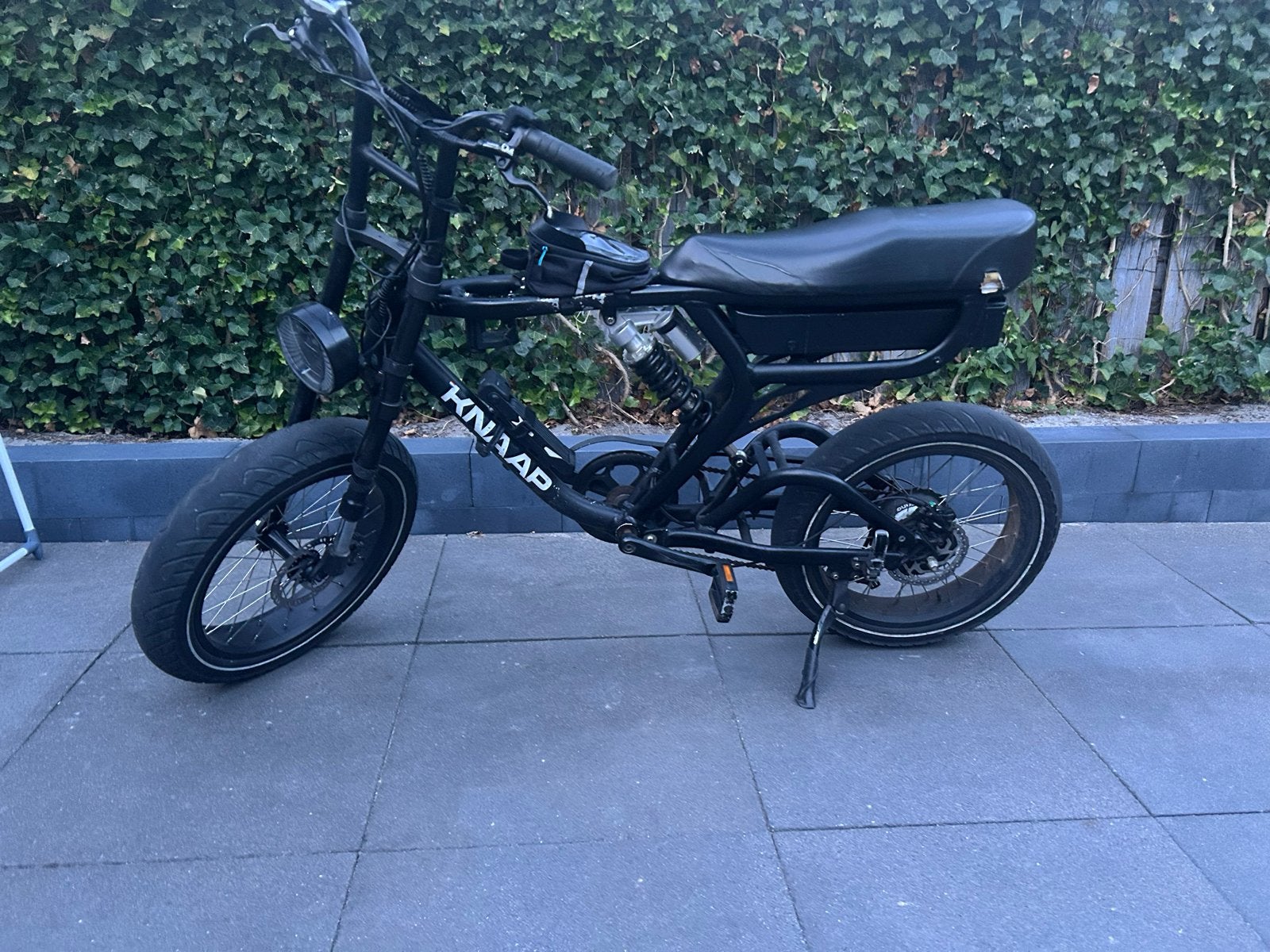 Knaap RTD E-bike met zitverhoger, Zo goed als nieuw, 51 tot 55 cm, 50 km per accu of meer, Ophalen