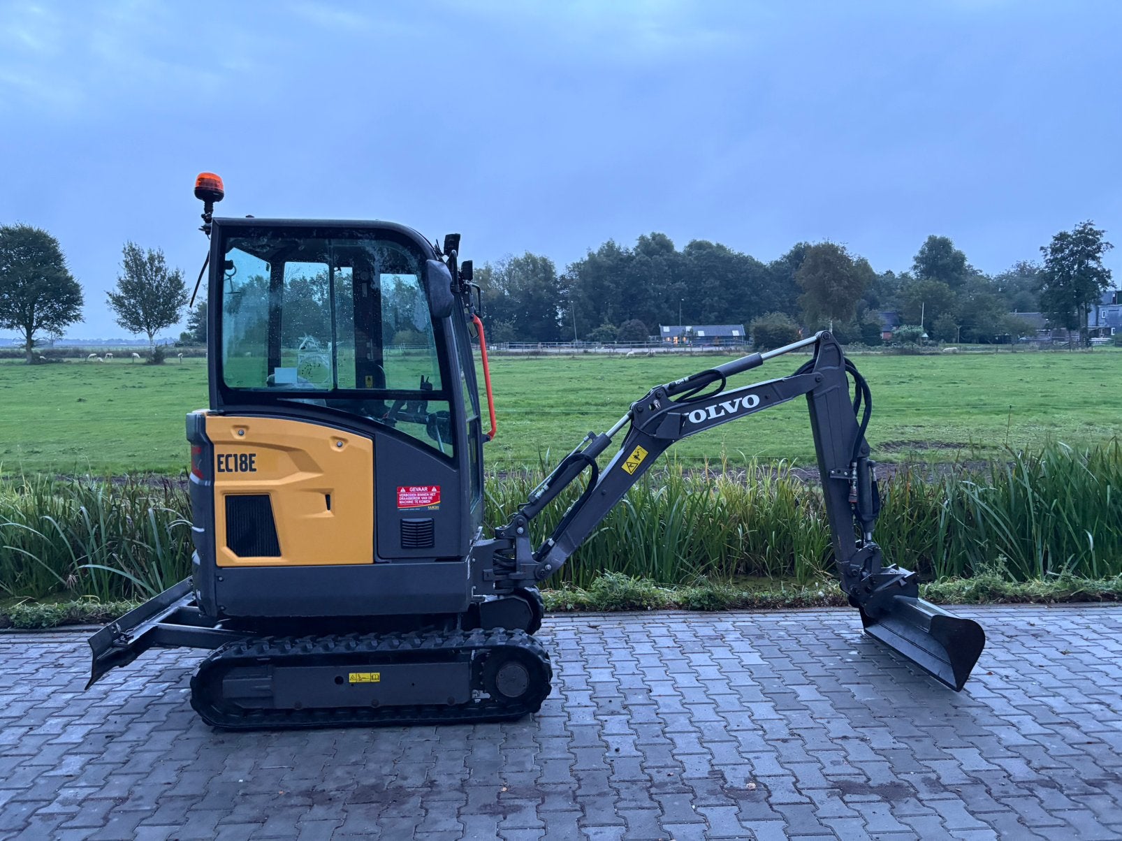 Volvo ec18e minigraver 2020 minikraan, Ophalen, Graafmachine