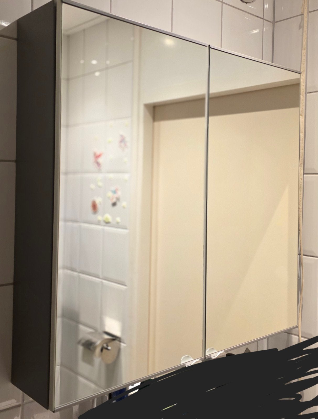 Ikea Enhet spiegelkast grijs, Huis en Inrichting, Badkamer | Badkamermeubels, Ophalen, Spiegelkast, 50 tot 100 cm, Zo goed als nieuw