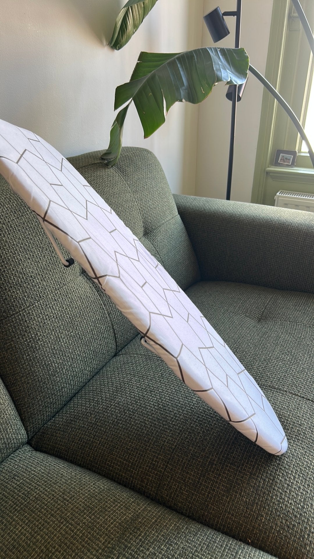 Jäll IKEA strijkplank, Ophalen, Zo goed als nieuw