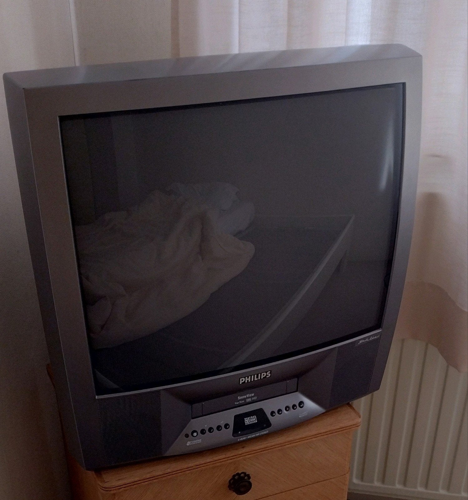 Philips CRT TV met ingebouwde videorecorder, Ophalen
