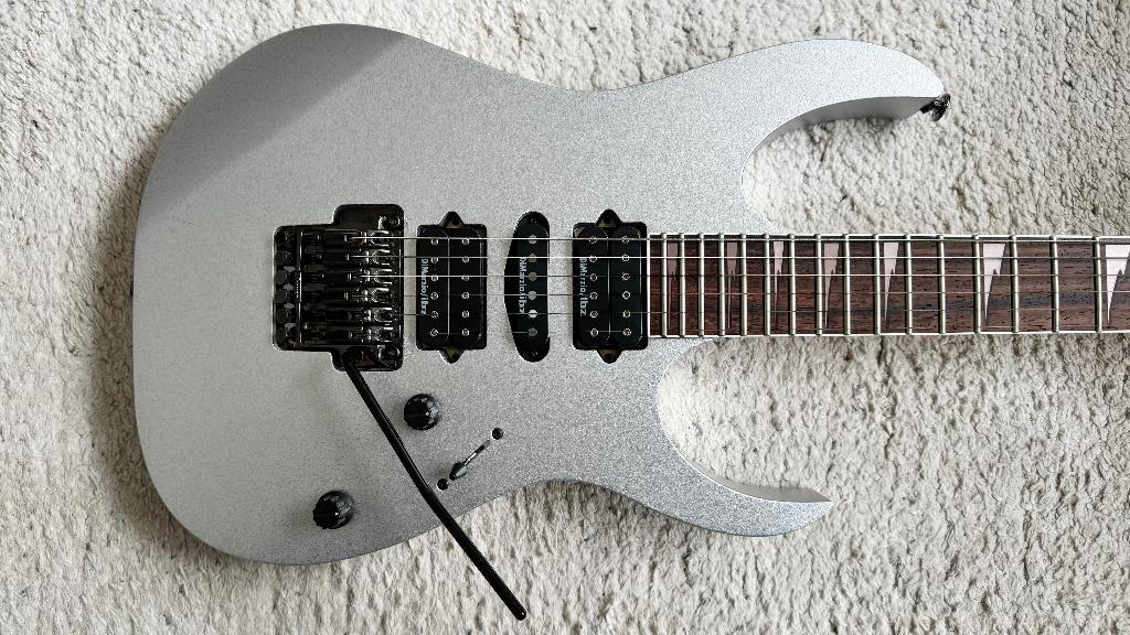 Ibanez Prestige - RG2570E-VSL, Ophalen, Zo goed als nieuw, Solid body, Ibanez