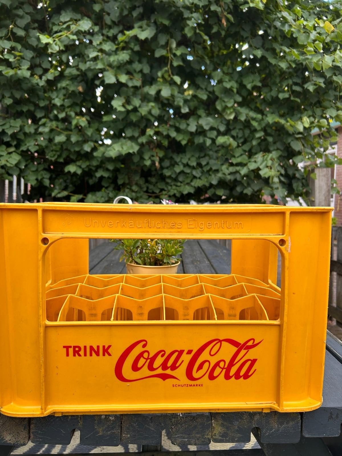 Duits cola krat 1992, Ophalen