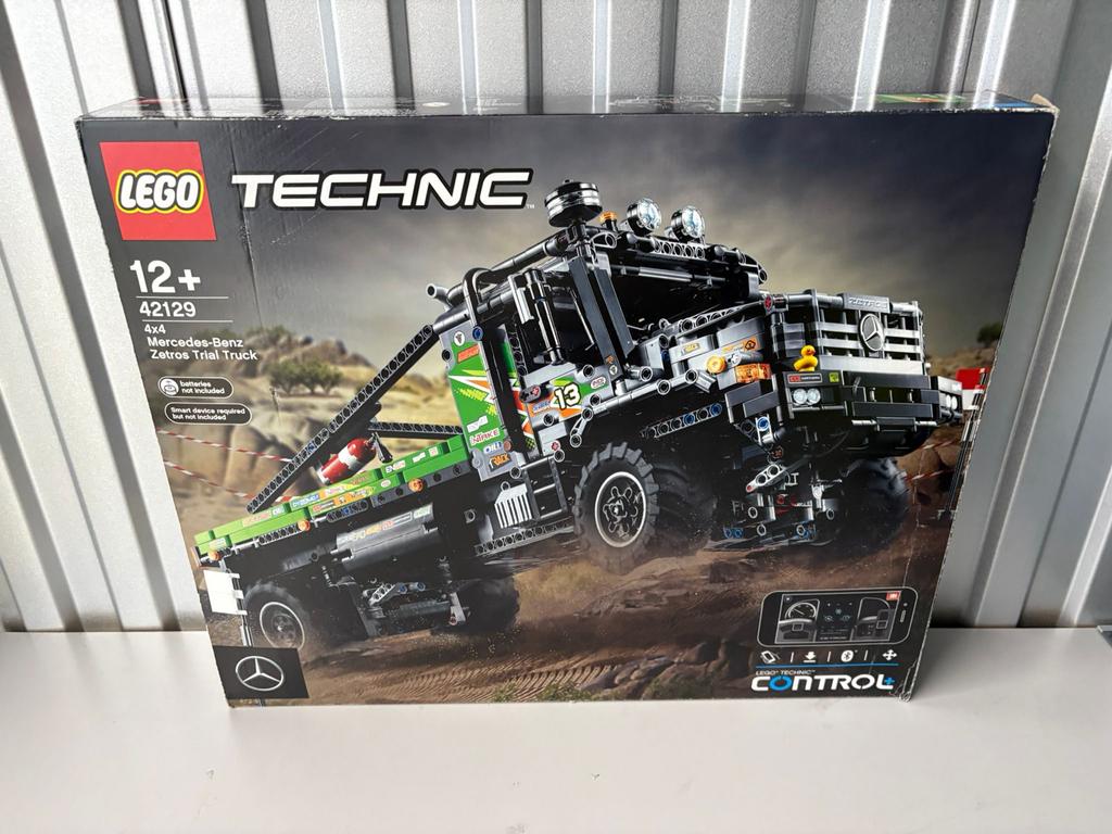 LEGO Technic 42129 4x4 Mercedes-Benz Zetros Trial Truck, Compleet, Lego, Ophalen of Verzenden, Zo goed als nieuw