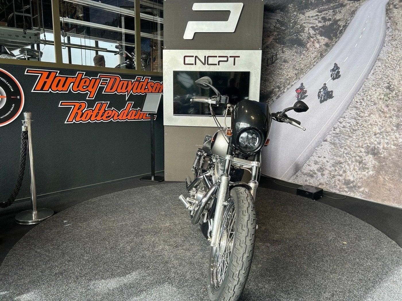Harley-Davidson XLH 883 SPORTSTER HUGGER (bj 1996), Motoren, Laan van Vredenoord 33
2289 DA  RIJSWIJK, NL, Overig, Sales@harleydavidsonrotterdam.nl