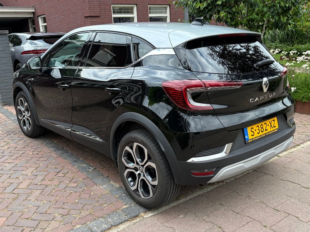 Renault Captur Intens 2023 - Groot Navischerm & Bi-Color dak, Auto's, Voorwielaandrijving, Dealer onderhouden, Leder en Stof, Zwart