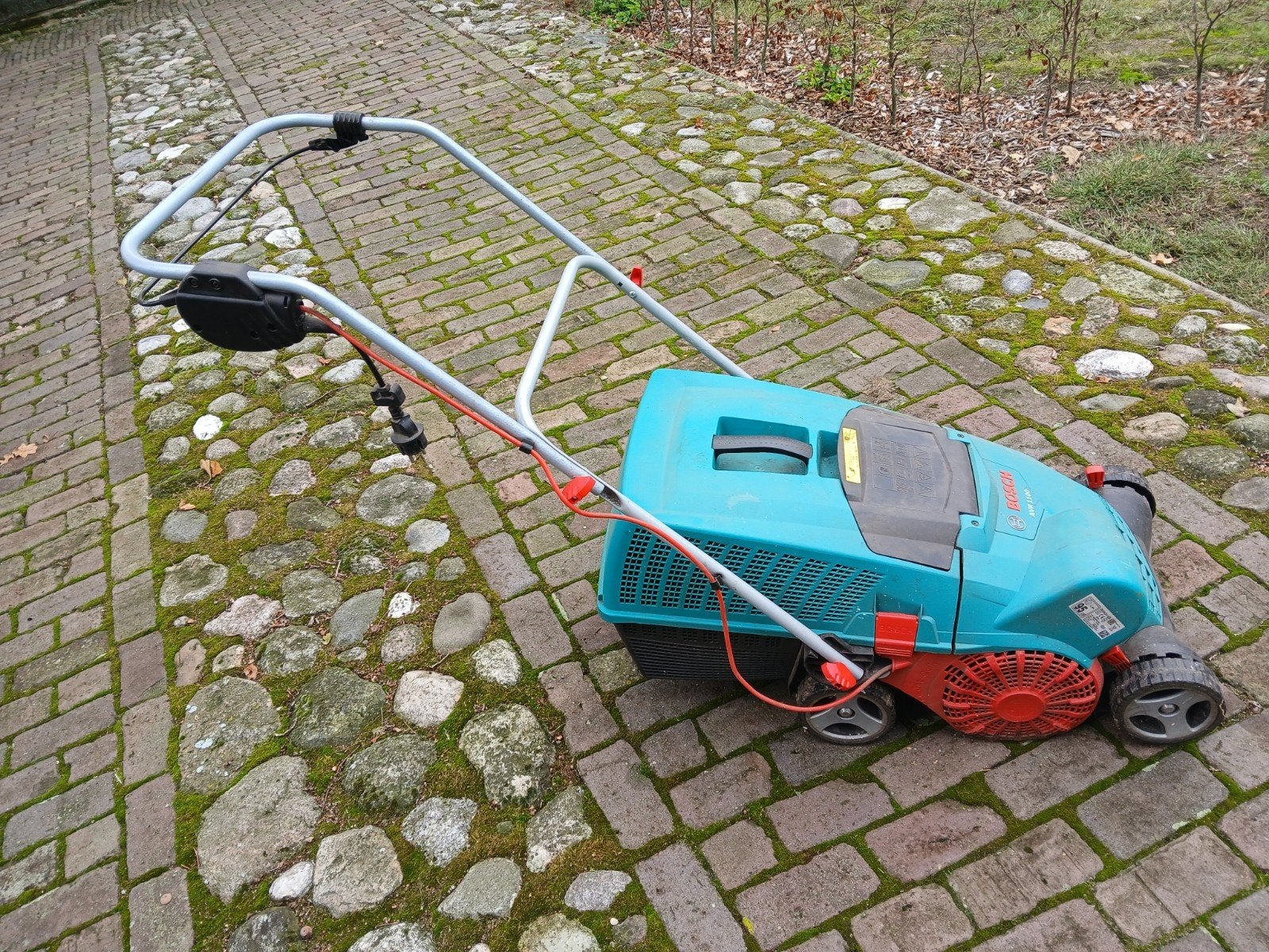 verticuteer machine elektrisch, Ophalen, Gebruikt