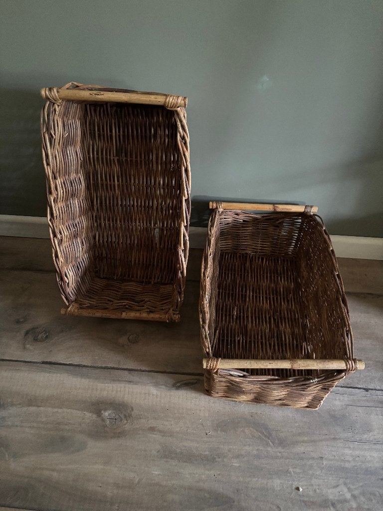Te koop 2 rieten manden, Gebruikt, Mand, Ophalen of Verzenden, Riet