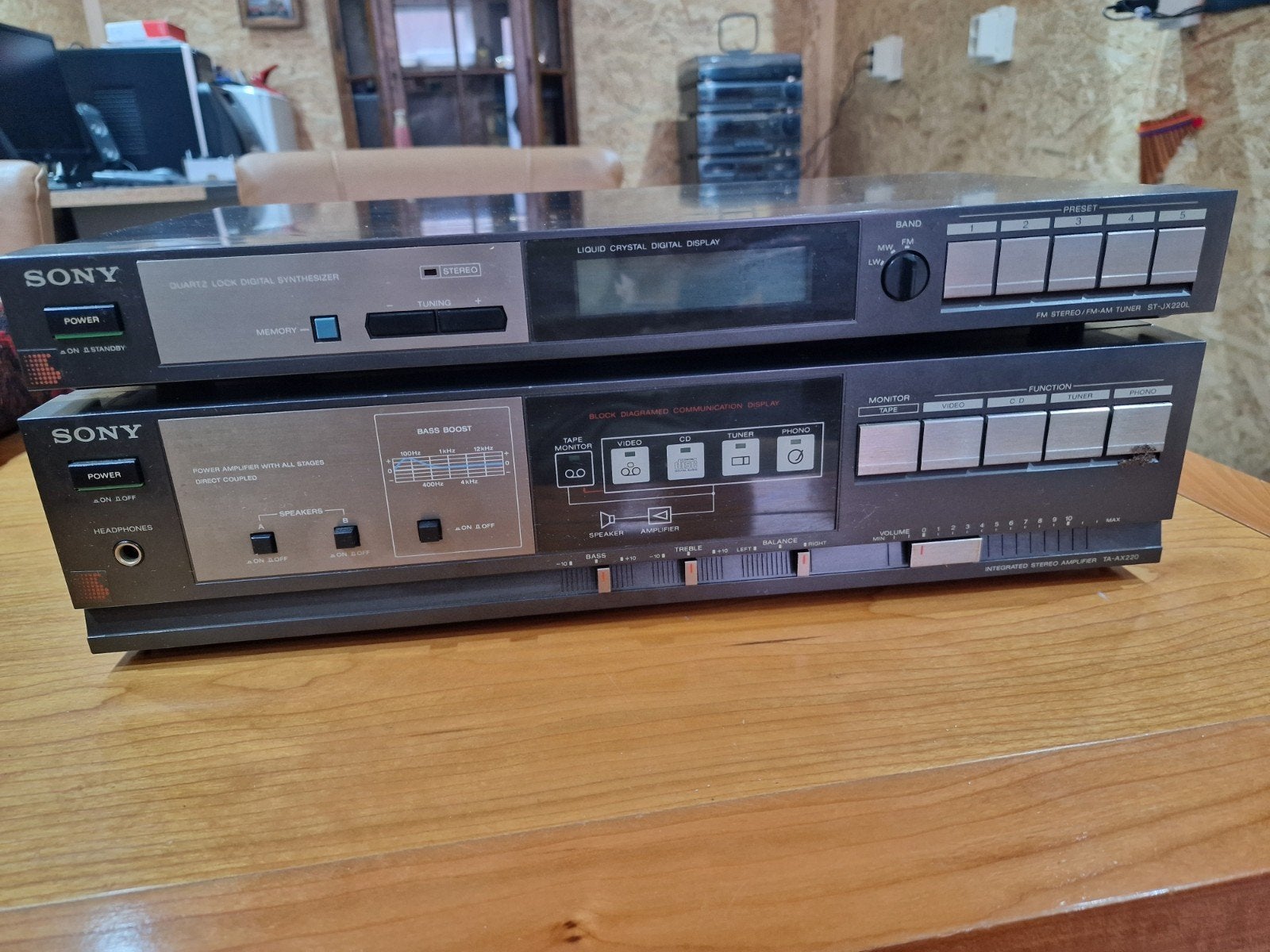 Sony ST-JX220L Tuner en TA-AX220 Versterker Set, Gebruikt, Ophalen of Verzenden, 60 tot 120 watt, Sony