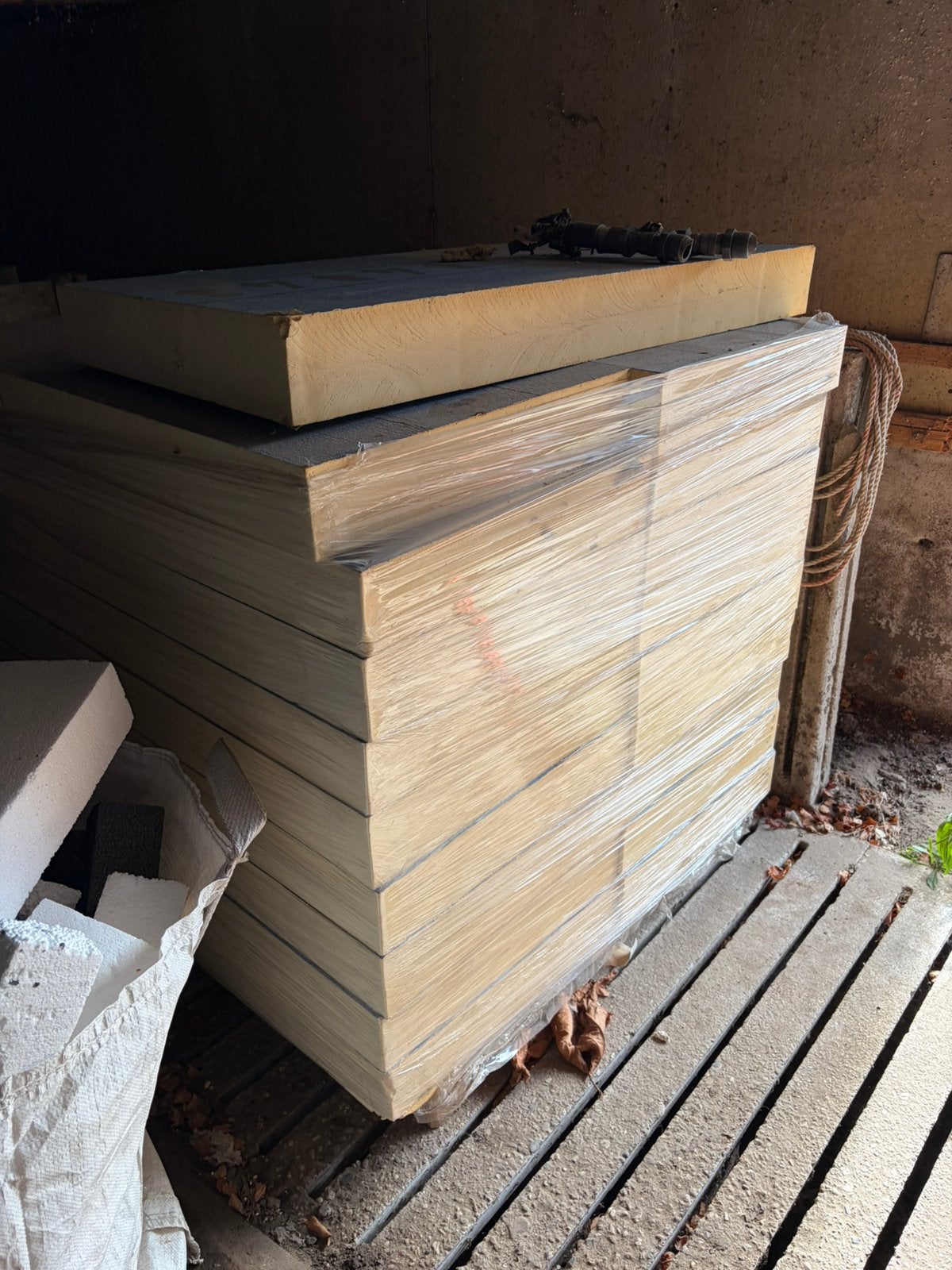 Pir isolatie, Ophalen, Zo goed als nieuw, Hardschuim (Pir), 15 m² of meer