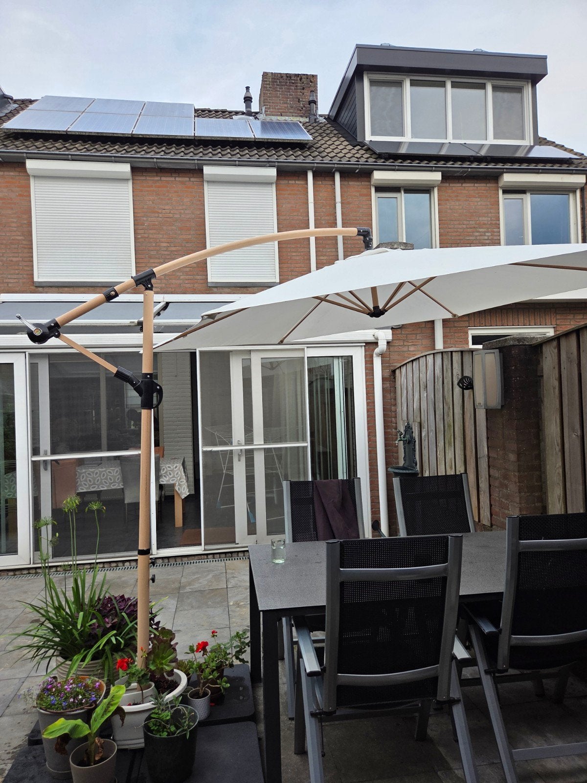Zweefparasol, Ophalen, Kantelbaar, Gebruikt, 2 tot 3 meter