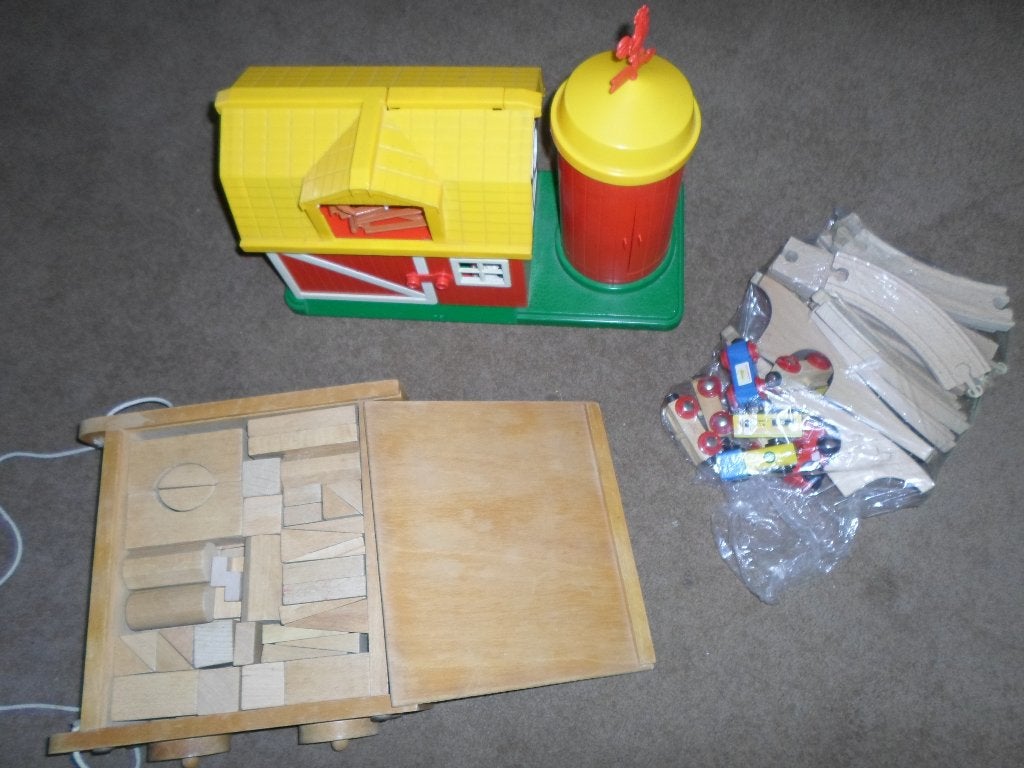 Blokkendoos,   Treintje,   Boerderij.       25  euro., Ophalen of Verzenden, Gebruikt, Overige typen