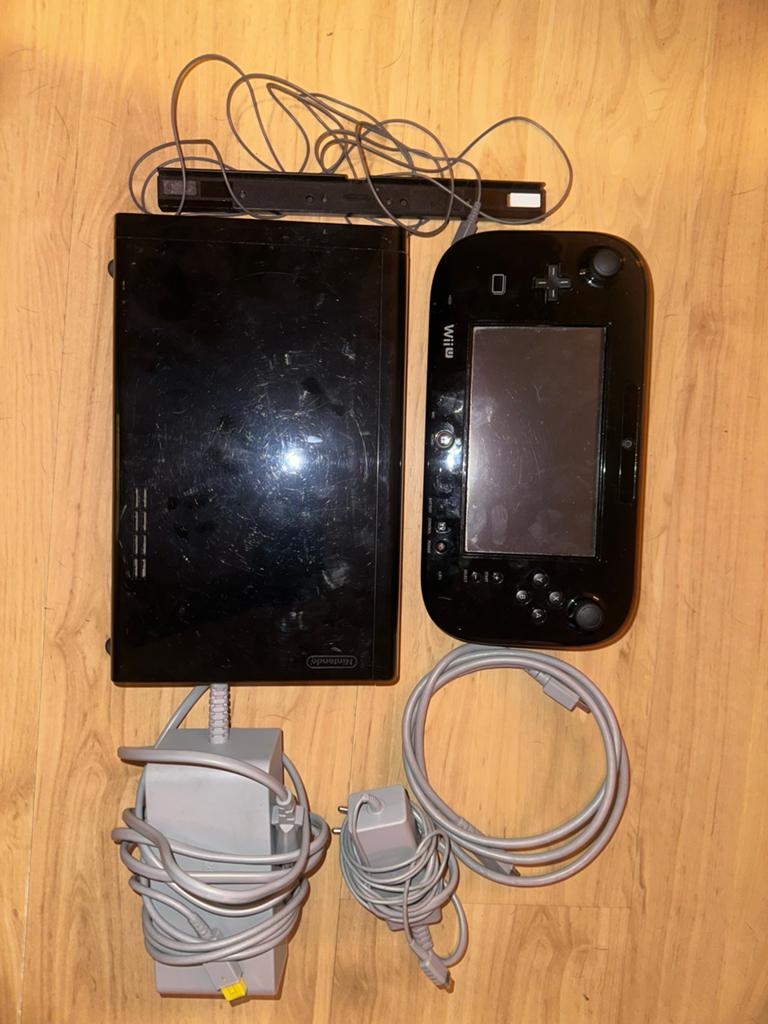 Wii U Zwart met GamePad en benodigdheden, Spelcomputers en Games, Spelcomputers | Nintendo Wii U, Gebruikt, Met 1 controller, Ophalen of Verzenden