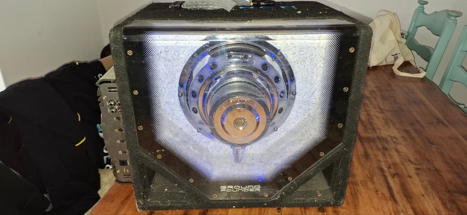 Crunch Ground Pounder 600watt subwoofer met Mac versterker e, Ophalen, Gebruikt