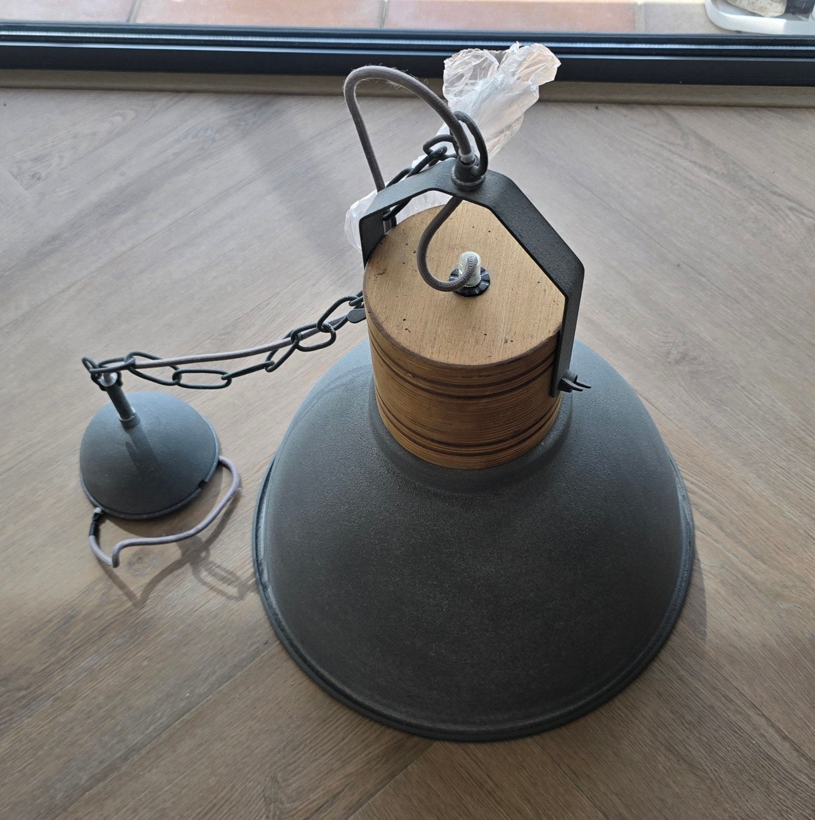 Industriële hanglamp grijsgroen met hout, Ophalen, Zo goed als nieuw, Hout, Industrieel