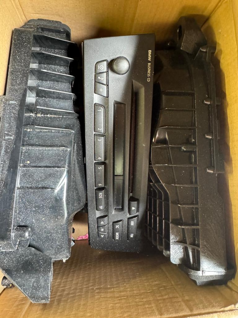 BMW Business CD radio met 2 subwoofers, Ophalen of Verzenden, Gebruikt