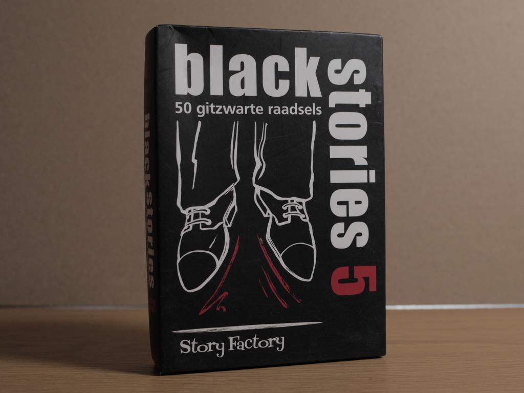 Black Stories 5 - Story Factory, Vijf spelers of meer, Ophalen of Verzenden, Gebruikt, Story Factory