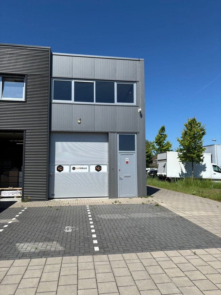 Bedrijfsruimte + kantoor 110 m² te huur in Zoetermeer, 110 m², Huur, Bedrijfsruimte