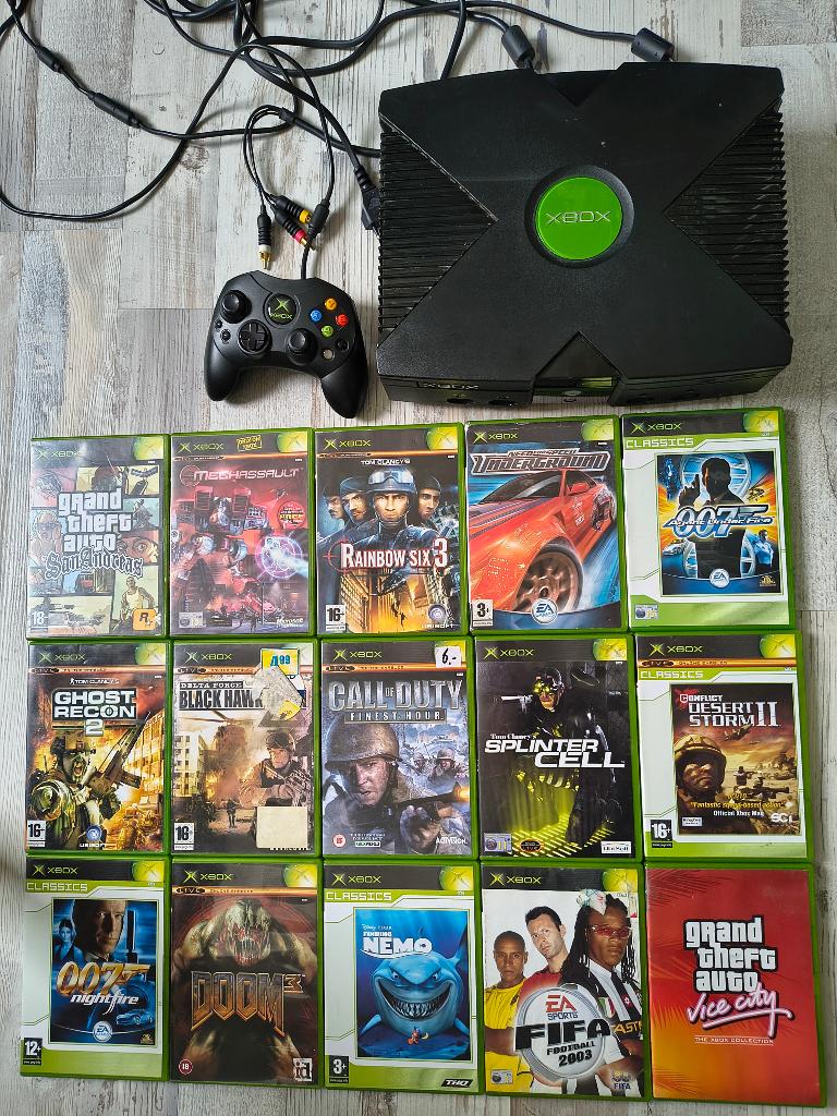 XBOX Original met 16 spellen, 1 controller en bekabeling, Spelcomputers en Games, Spelcomputers | Xbox Original, Ophalen of Verzenden
