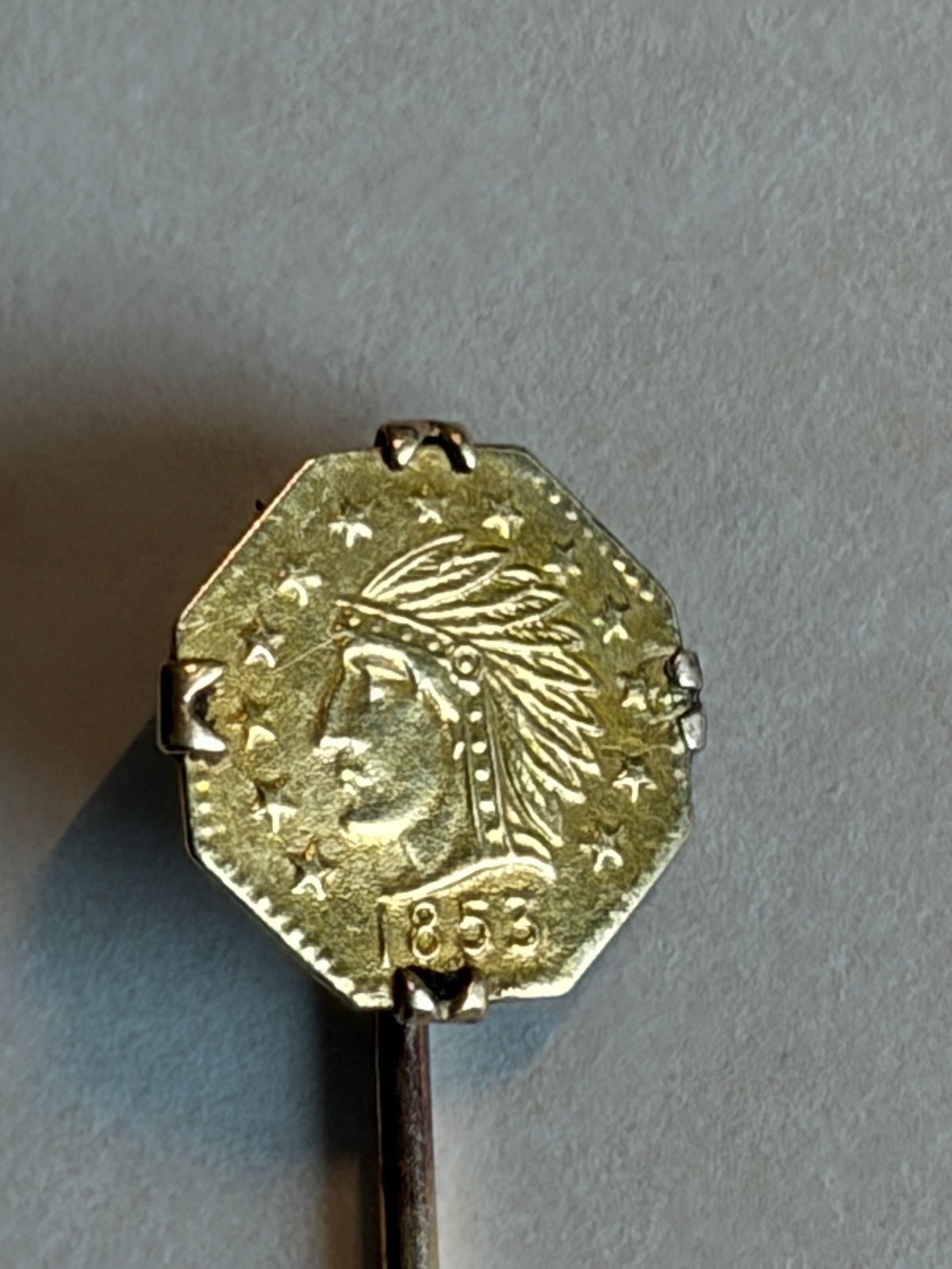 Antieke gouden reversspeld met Indiaans hoofd 1853, Sieraden, Tassen en Uiterlijk, Ophalen of Verzenden, Goud, Overige typen
