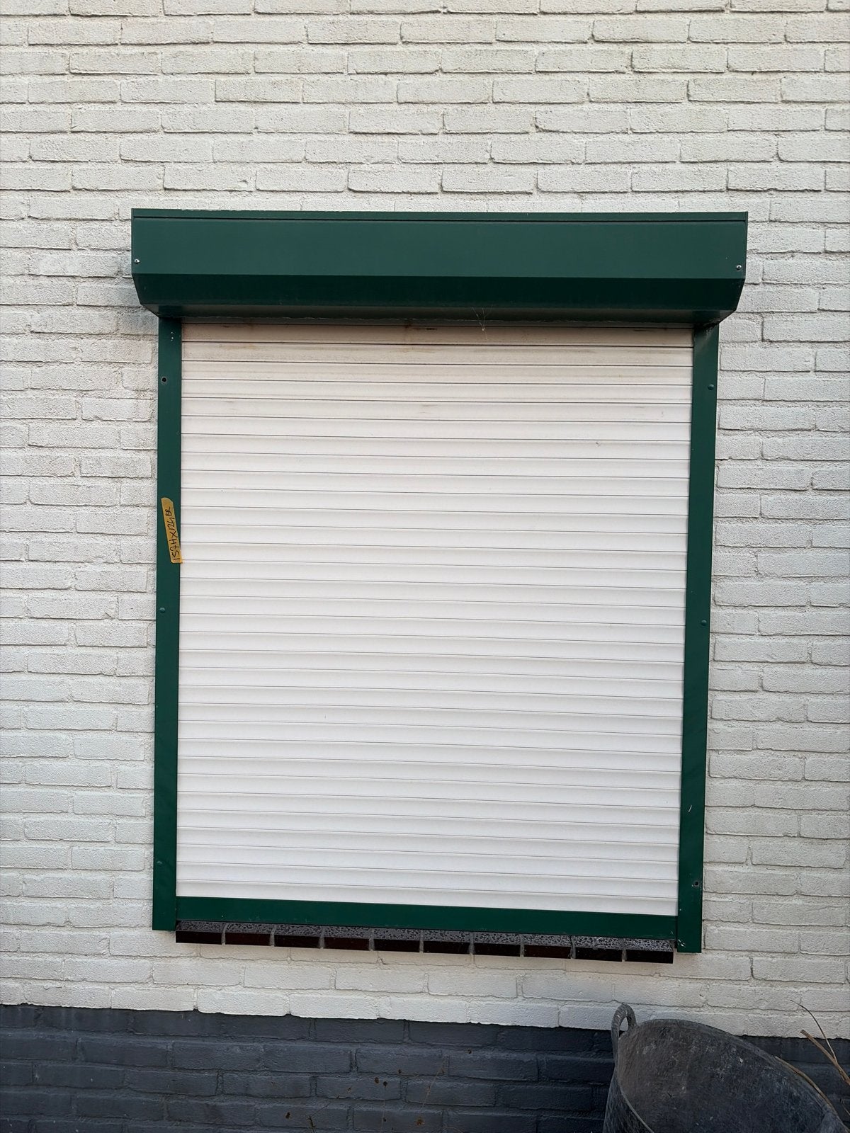 Rolluik 157H x 124B - Wit met Groene Omkadering, Doe-het-zelf en Verbouw, Ophalen, Gebruikt, Wit, 100 tot 150 cm