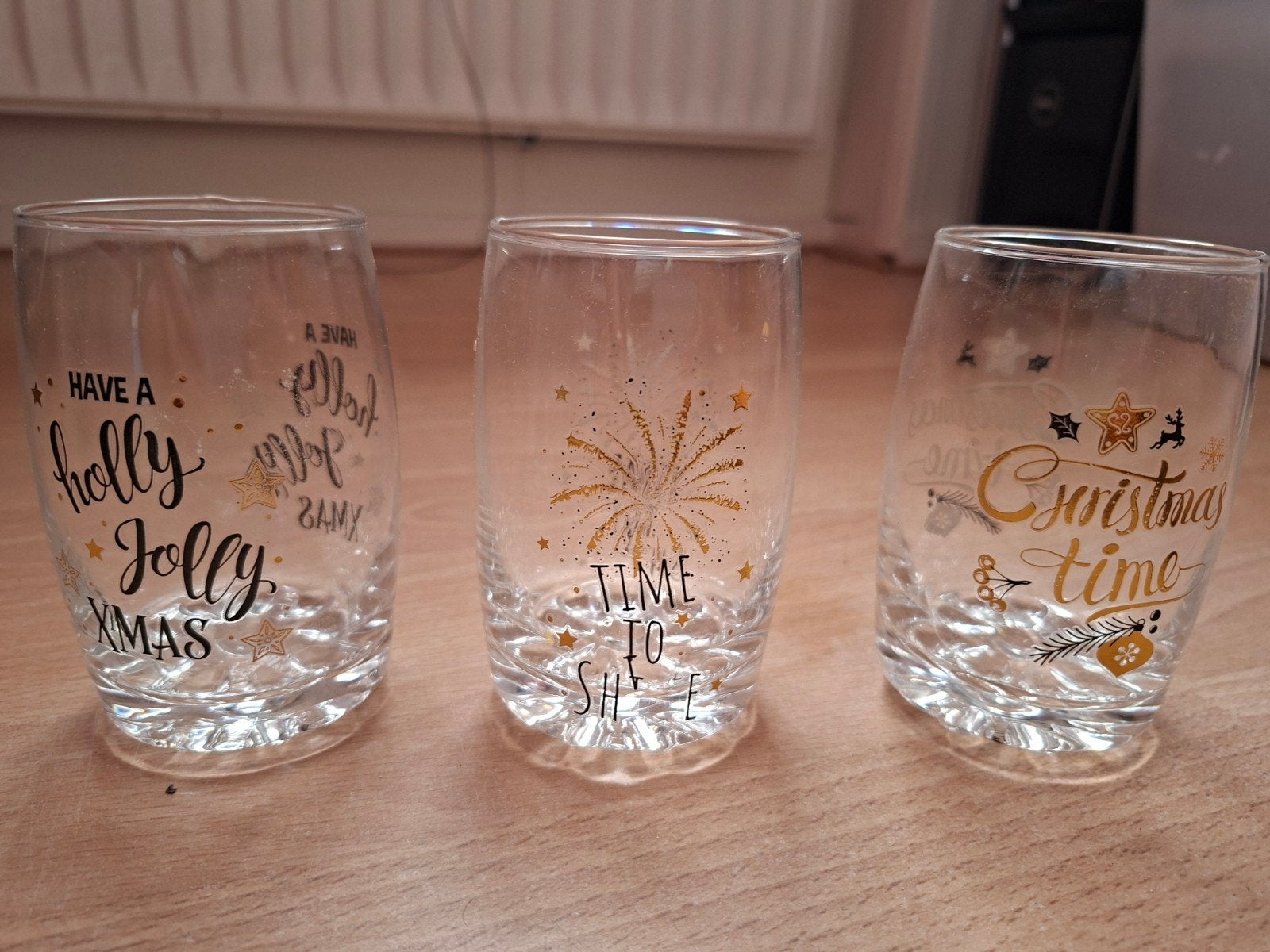 Set van 3 Kerstglazen - Feestelijke Drinkglazen, Ophalen of Verzenden, Meerkleurig, Overige merken, Glas
