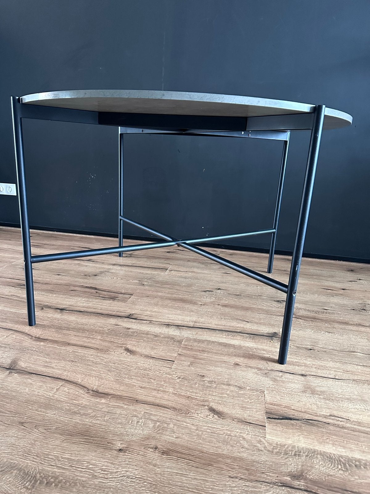 Ronde eettafel Jysk betonlook, Huis en Inrichting, Ophalen, Overige materialen, Gebruikt, Rond