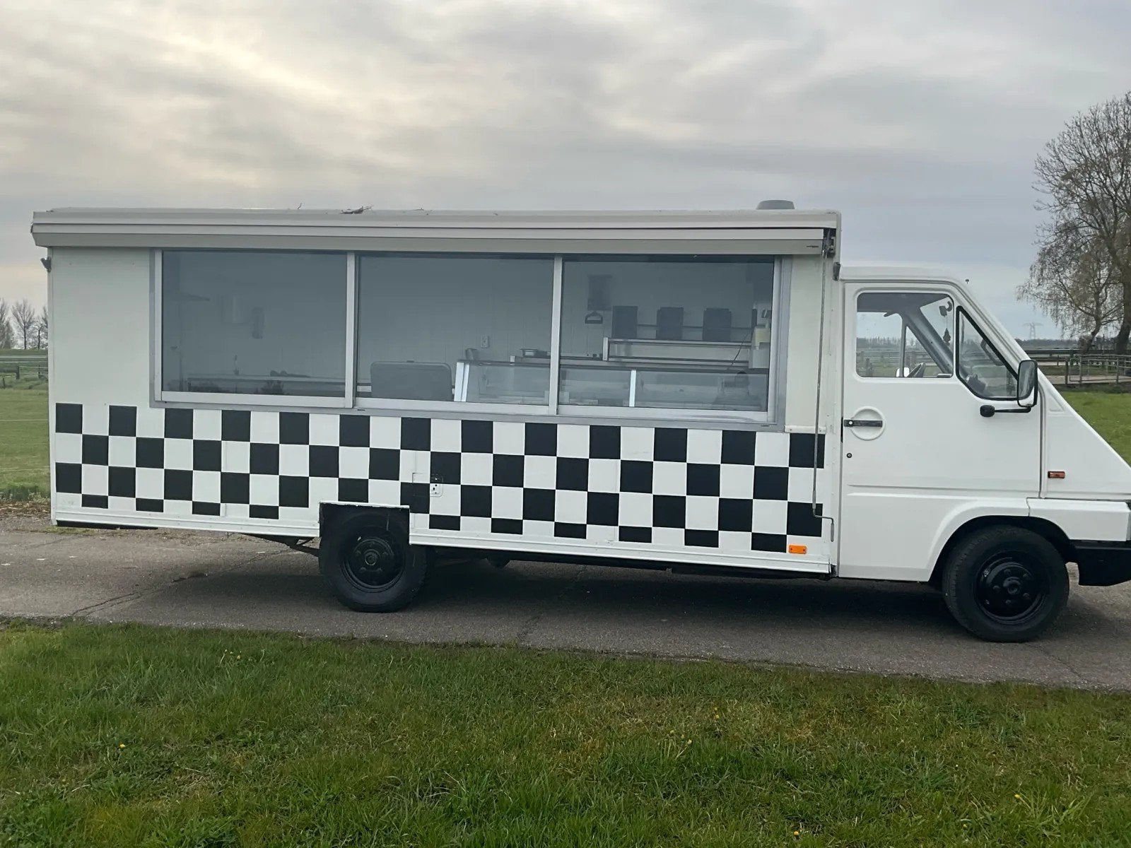 Renault Master T35 D 1997 snackwagen, Voorwielaandrijving, 74 pk, 4 cilinders, Renault
