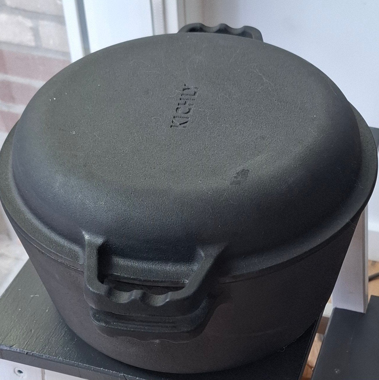 Voorgekruide Kichly Gietijzeren Dutch Oven, Huis en Inrichting, Keuken | Potten en Pannen, Gietijzer, Overige typen, Ophalen of Verzenden