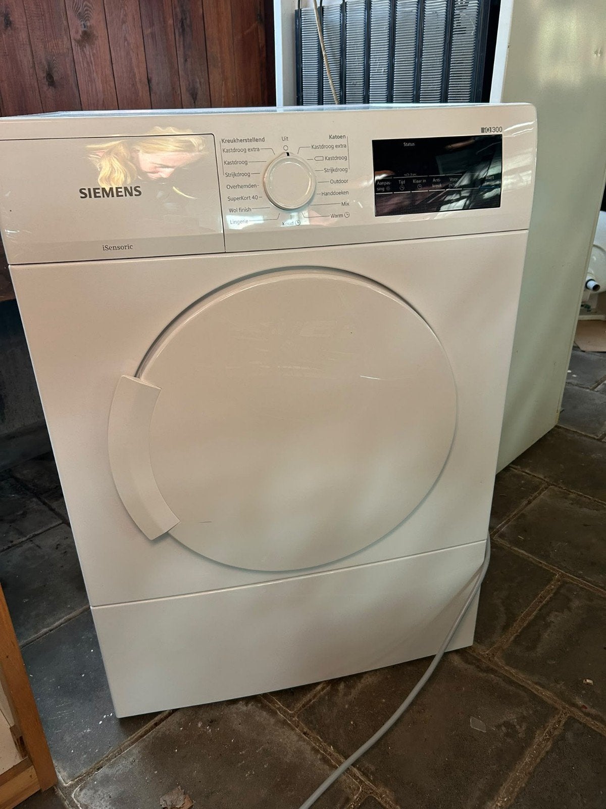 Siemens iq300 wasdroger, Ophalen, 6 tot 8 kg, Gebruikt, Minder dan 85 cm