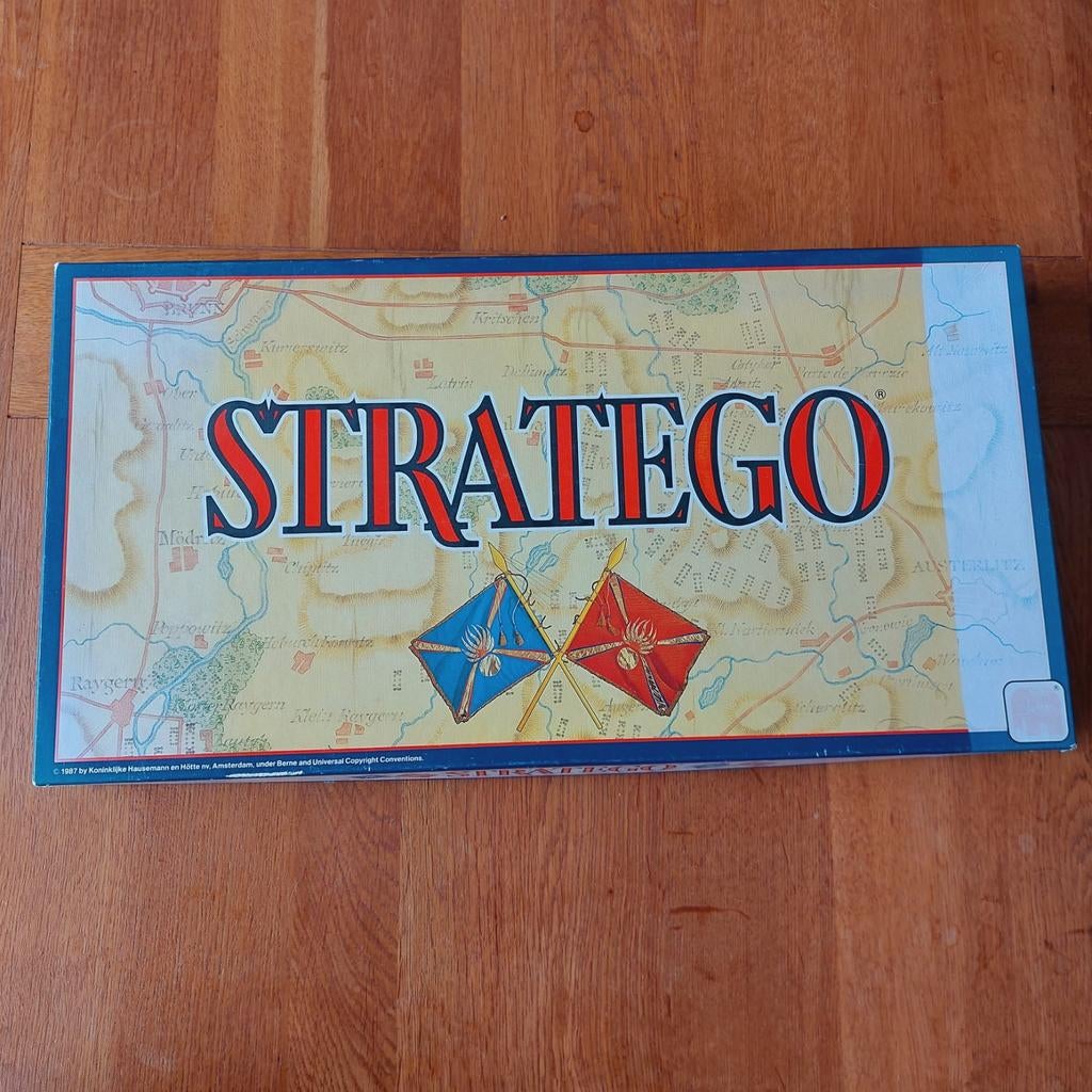 Stratego uit 1987 - Compleet en Netjes, Hobby en Vrije tijd, Gezelschapsspellen | Bordspellen, Een of twee spelers, Ophalen of Verzenden