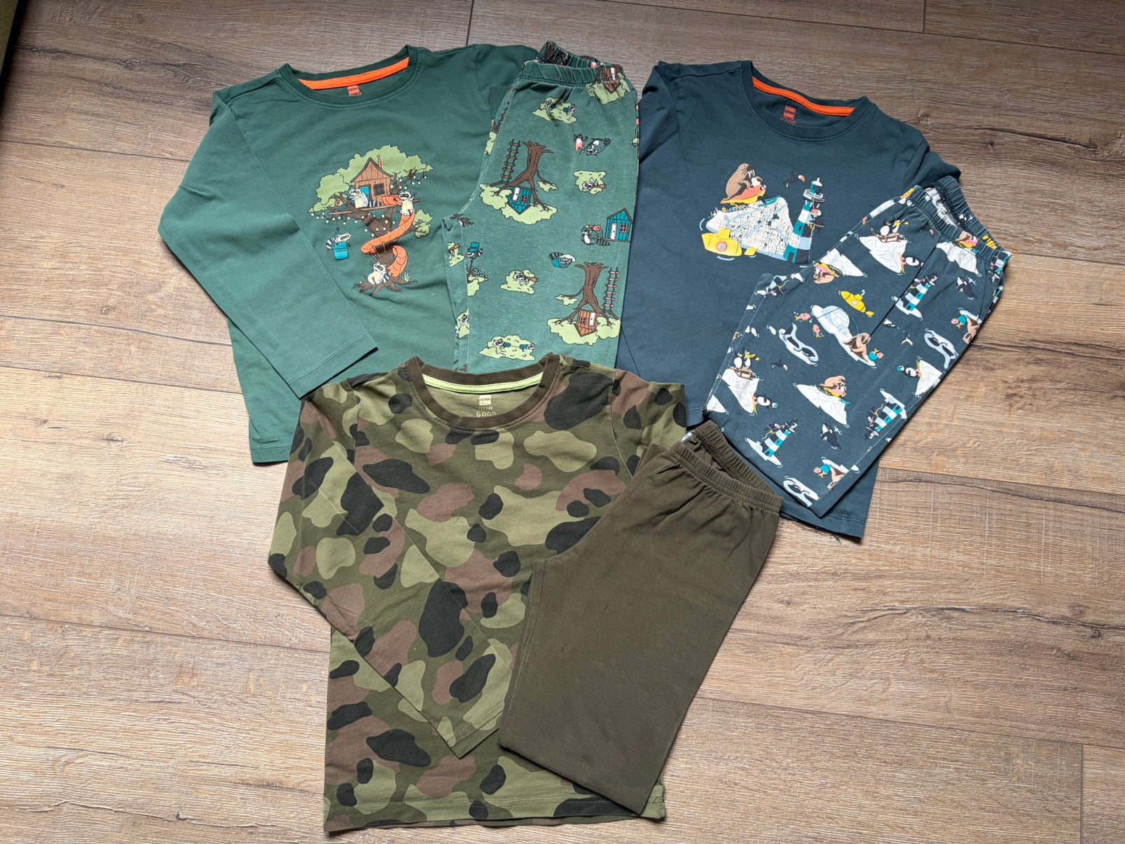 Hema pyjama’s maat 122-128, Ophalen of Verzenden, Gebruikt, Jongen, Nacht- of Onderkleding