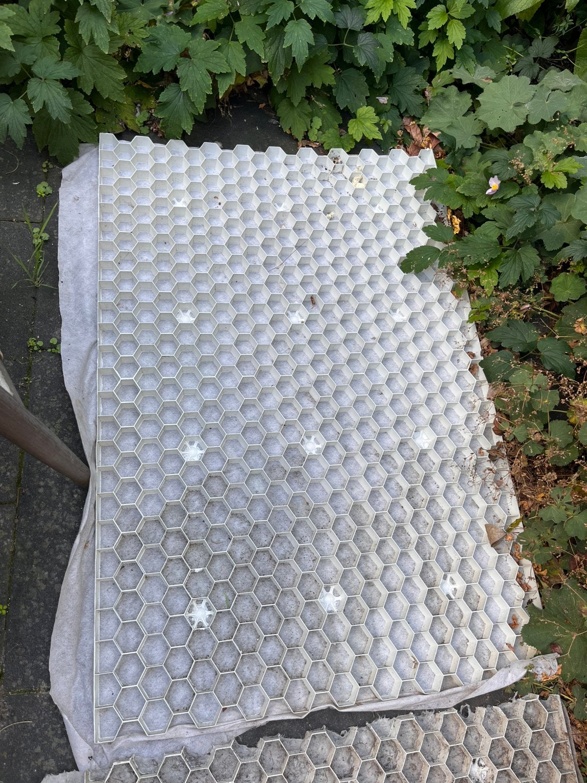 Gratis afhalen grind/split plaat ca 2x 120x80cm, Ophalen, Zo goed als nieuw, Wit, Overige typen