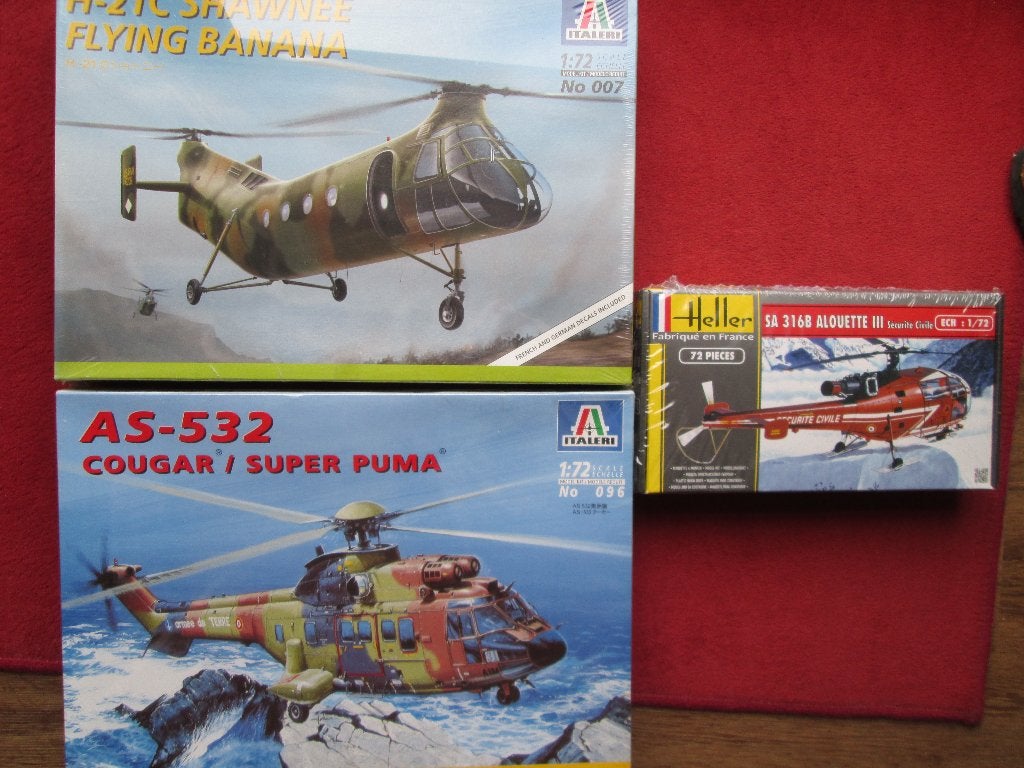 Italeri Super Puma AS-532 1:72+H 21c Shawnee+ Heller 316b, Hobby en Vrije tijd, Modelbouw | Vliegtuigen en Helikopters, 1:72 tot 1:144