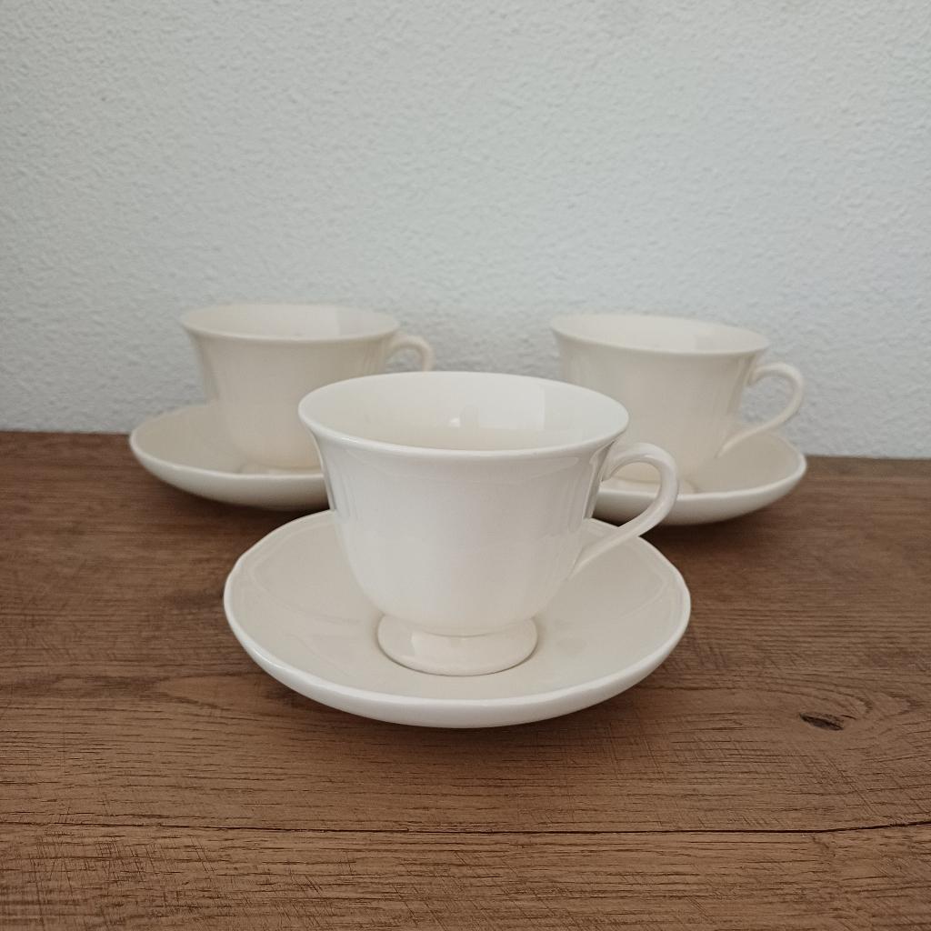 Wedgwood Queens Ware theekopjes, Huis en Inrichting, Keuken | Servies, Ophalen of Verzenden, Zo goed als nieuw, Wedgwood, Kop(pen) en/of Schotel(s)