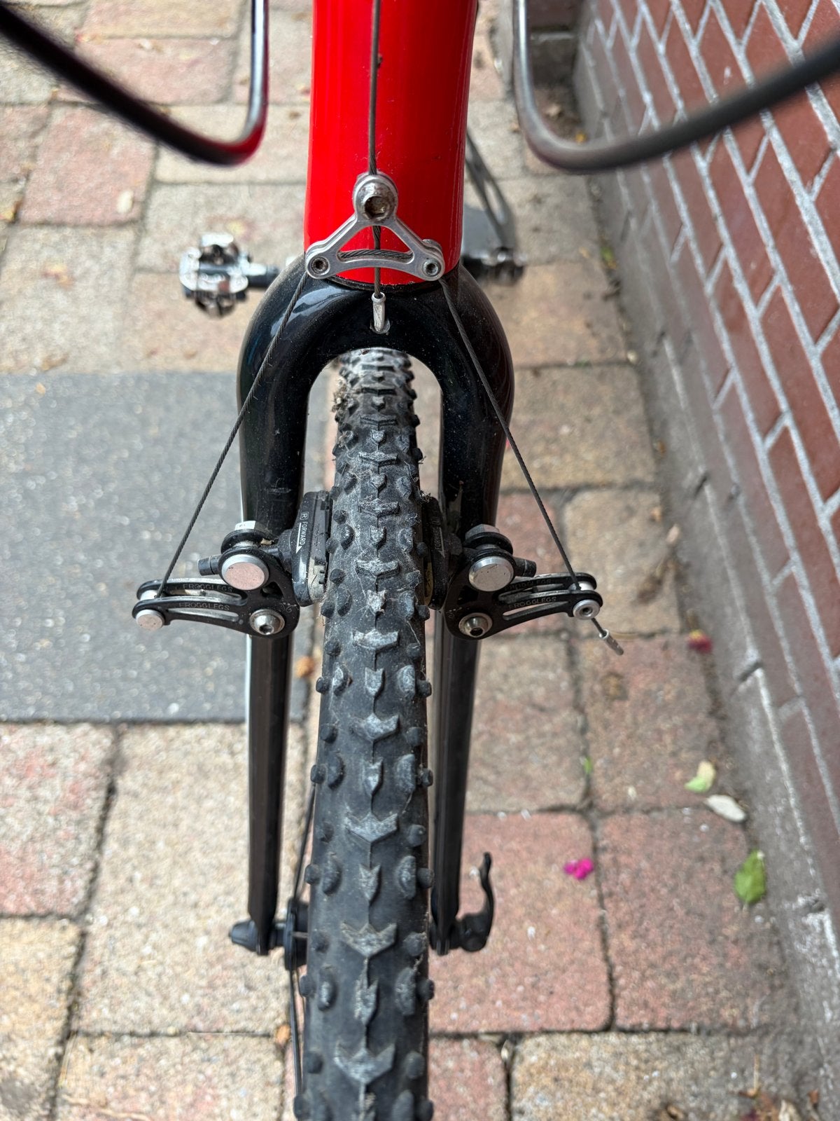 Sirocco Bullet Cyclocrossfiets - Rood/Zwart, 28 inch, Gebruikt, Vering, 10 tot 15 versnellingen