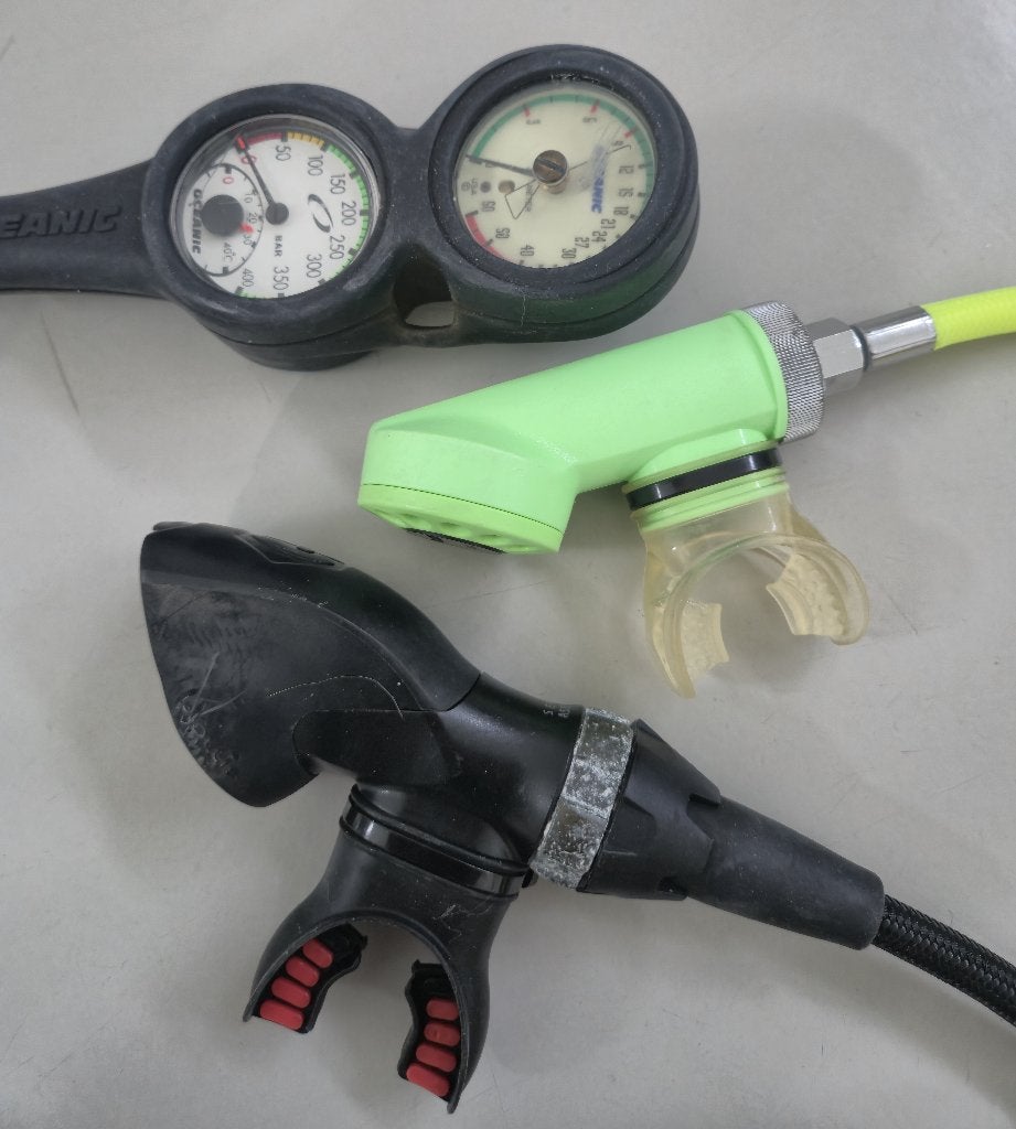 Hollis regulator, octopus and gauges, Watersport en Boten, Ophalen of Verzenden, Gebruikt, Overige typen