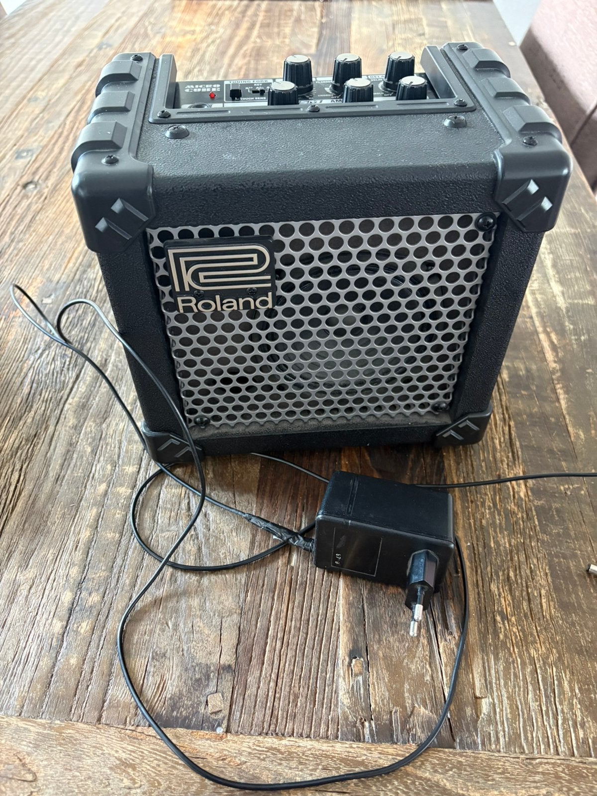 Roland micro cube (COSM-knop kan alleen op clean), Ophalen, Zo goed als nieuw, Minder dan 50 watt