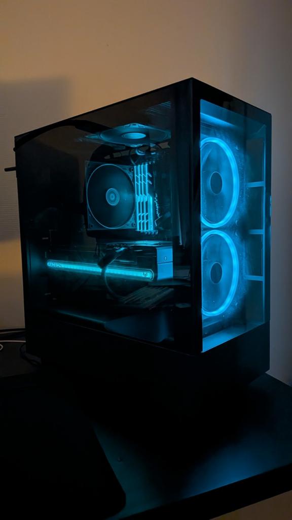 Krachtige Gaming PC met RGB Verlichting, Computers en Software, Desktop Pc's, Gebruikt, 3 tot 4 Ghz, SSD, 64 GB of meer, Met videokaart