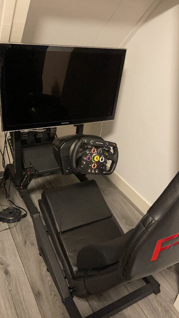Thrustmaster TS-PC Racer + F-GT + F1 Add-on (ZONDER TV), Spelcomputers en Games, Ophalen, Racestoel, Force feedback, Zo goed als nieuw