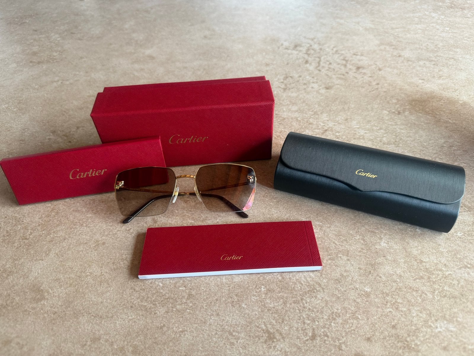 Originele dames Cartier Zonnebril met aankoopbewijs, Overige merken, Zonnebril, Bruin, Ophalen of Verzenden