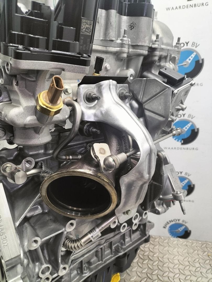 FORD KUGA Titanium TURBO PV4E6K682AB 2024, Ophalen of Verzenden, Gebruikt, Stiba lid