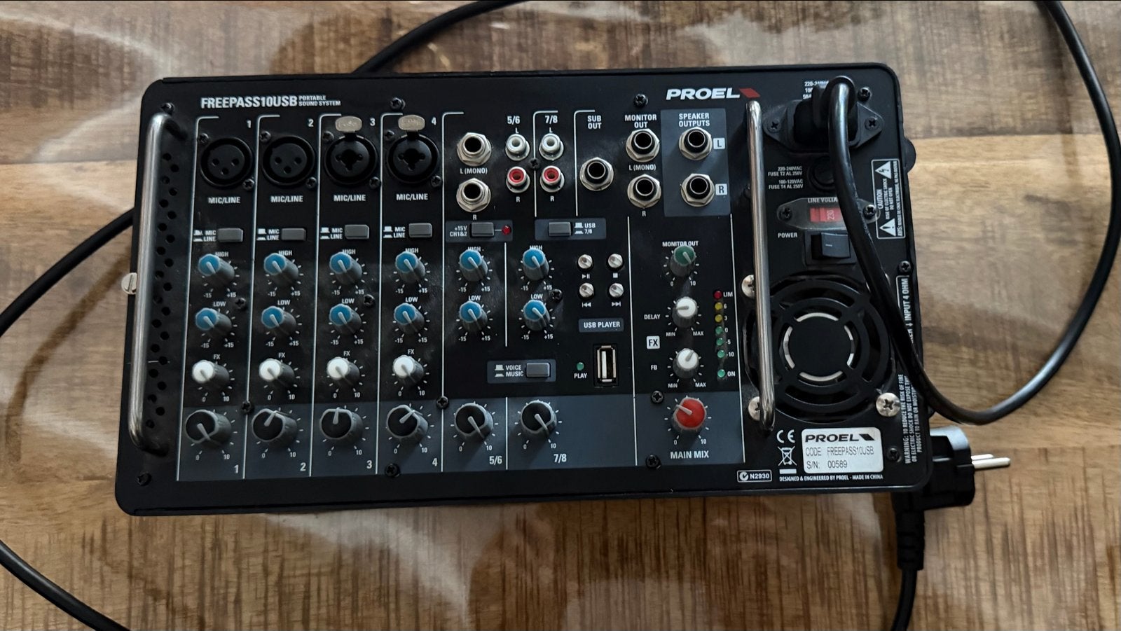 Proel FREEPASS10USB Powermixer - Compact en Krachtig, Ophalen of Verzenden, Gebruikt, 10 tot 20 kanalen, Microfooningang