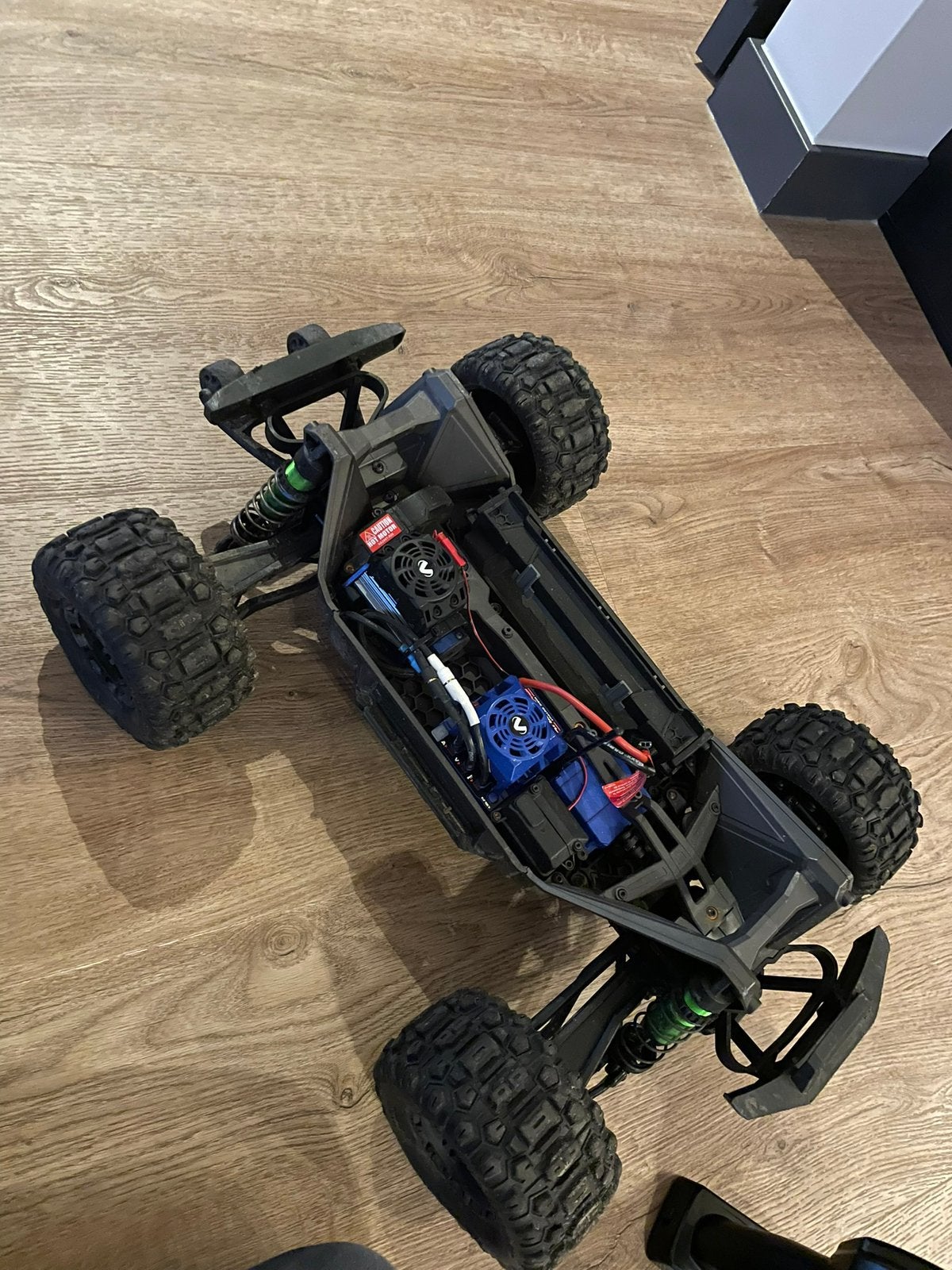 Traxxas maxx compleet, Hobby en Vrije tijd, Ophalen of Verzenden, Gebruikt, Overige schalen, Auto offroad