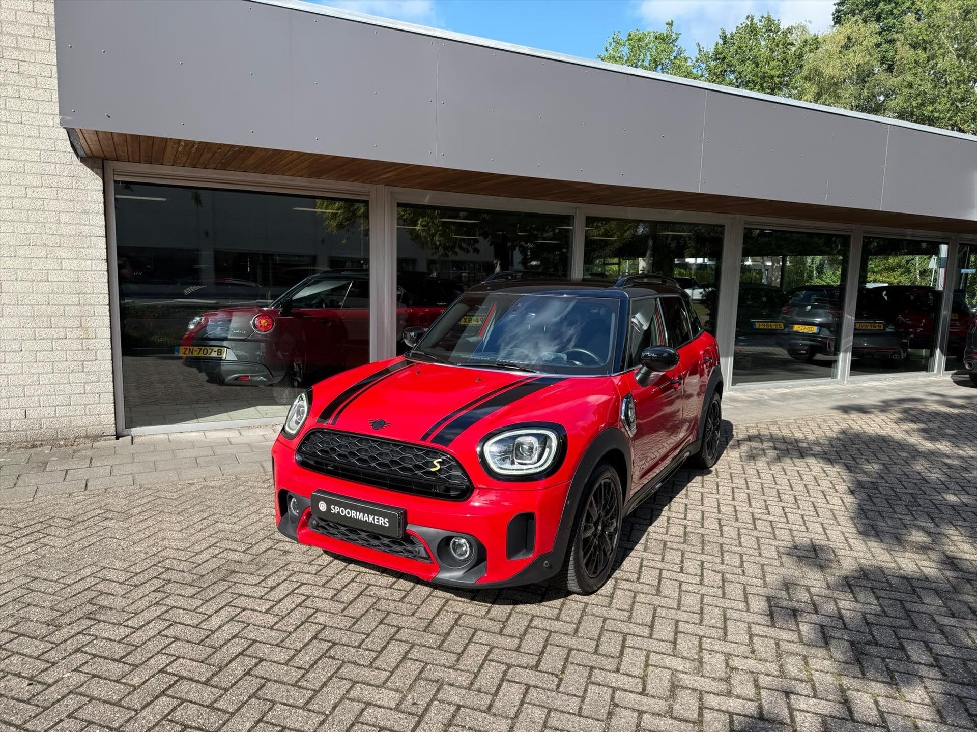 Mini Countryman 1.5 220pk Plug-In Hybrid E ALL4 Aut. Cooper, Auto's, Mini, Automaat, Dealer onderhouden, Gebruikt, Zwart