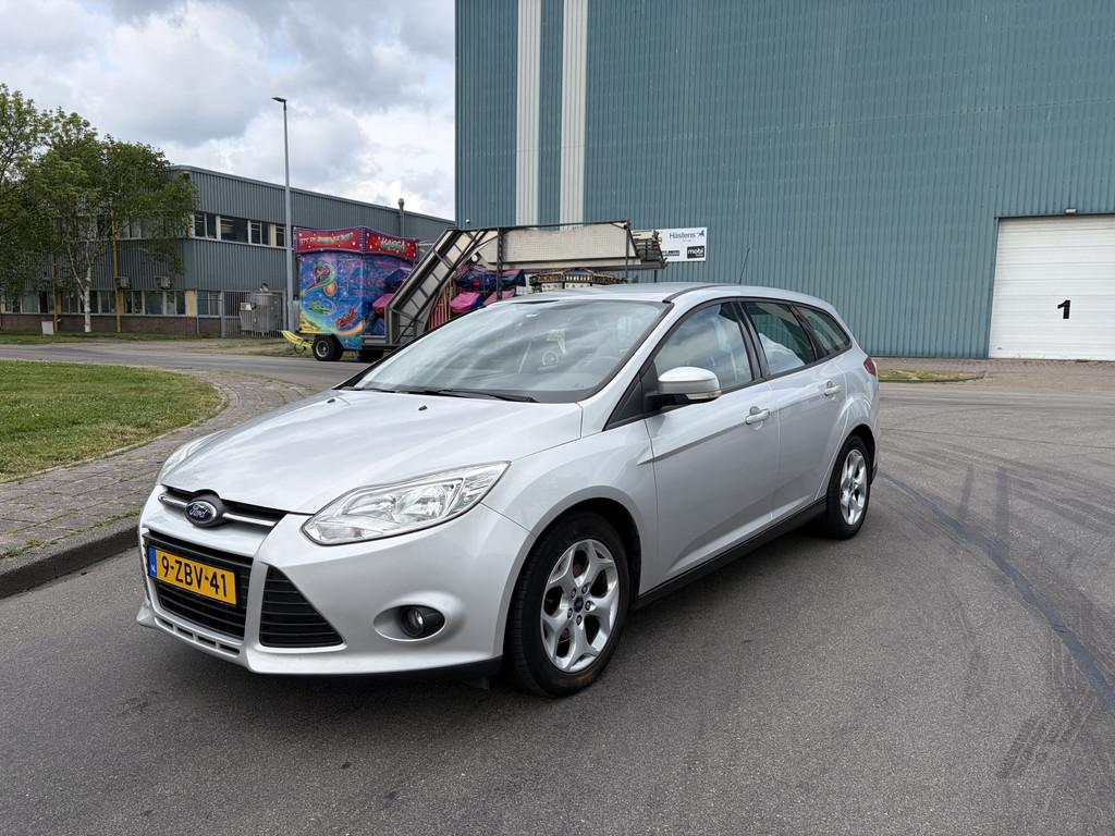 Ford FOCUS Wagon 1.0i EcoBoost Trend 6-Bak 125 PK. Als nieuw, Auto's, Euro 5, Stof, Gebruikt, Handgeschakeld