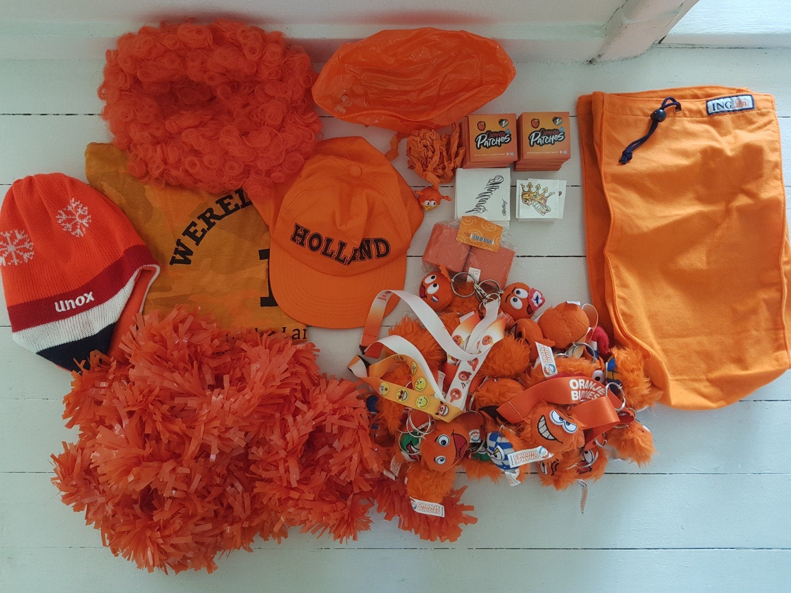 verzameling oranje artikelen koningsdag holland, Ophalen of Verzenden, Oranje of Koningsdag