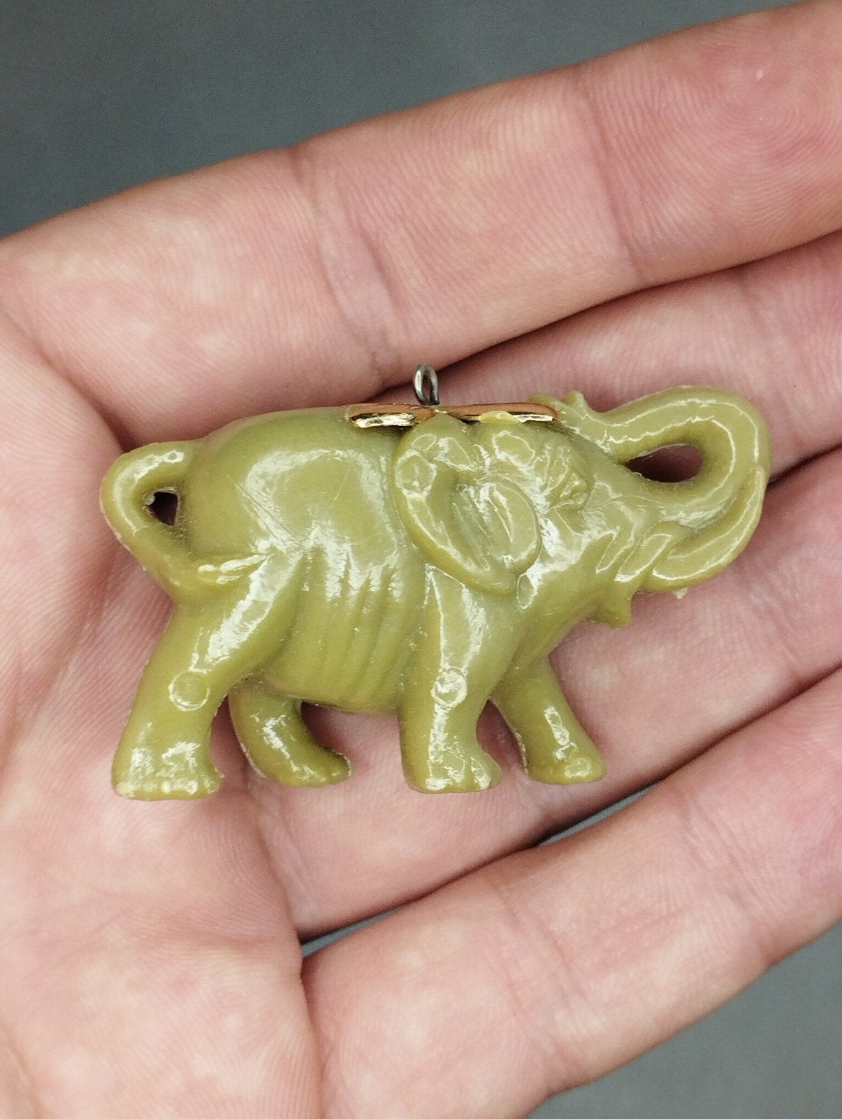 Mooie plastic olifant hanger, Ophalen of Verzenden, Zo goed als nieuw, Zilver, Overige materialen